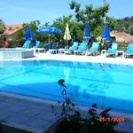 Hotel Red Rose
