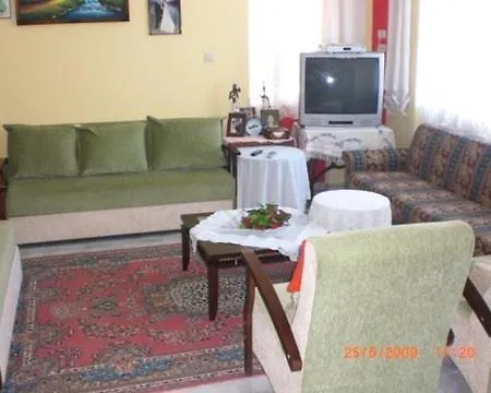 Hotel Red Rose