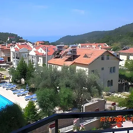 Otel Red Rose