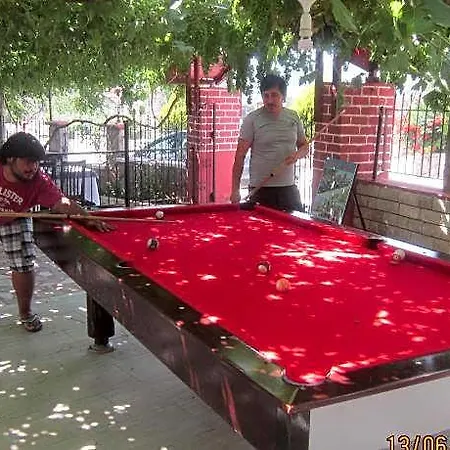 Red Rose Otel 3*