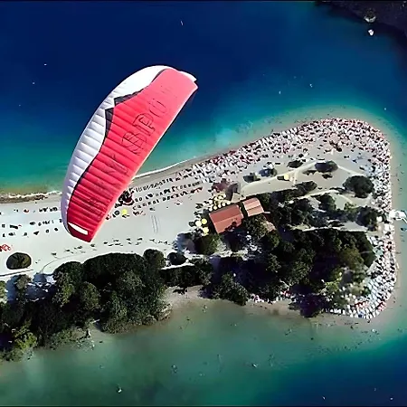 Red Rose 3* Ölüdeniz