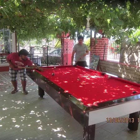 Otel Red Rose 2*